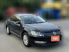2015 Volkswagen Passat 2015 1.8T AT HonorDSGEdition #4
