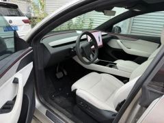 2025 Tesla Model Y L 2025 Long Range AWD Edition #5