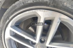 Right Front Wheel Hub
