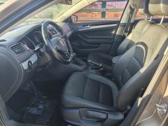2017 Volkswagen Sagitar 2017 1.6 AT Comfort #14