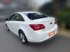 2015 Chevrolet Cruze Sedan 2015 1.5 AT ClassicSE #4