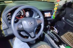 2017 Honda Vezel 2017 1.5 AT Comfort FWD #12