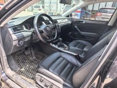 2017 Volkswagen Passat 2017 1.8T AT 330TSIHonor #7