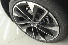 Right Rear Wheel Hub