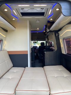 2017 Maxus V80 2018 2.5T AT EliteLWBHigh Roof5Seat Diesel #9