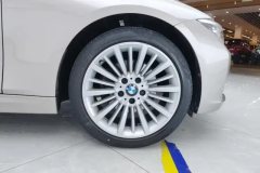 2018 BMW 3 Series 2018 2.0T AT 320LiFashion #6