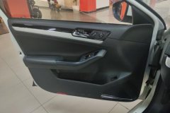 2017 Volkswagen Sagitar 2017 1.6 AT Comfort #7