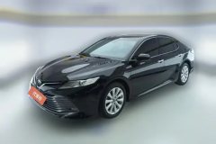 2018 Toyota Camry 2018 2.0 AT GLuxury #1