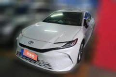 2025 Toyota Camry 2026 2.0L Hybrid Elite #1