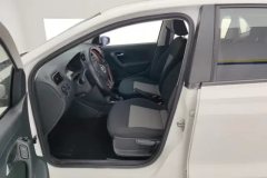 2016 Volkswagen Polo Hatchback 2016 1.4 AT Fashion #9