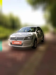 2015 Volkswagen Santana 2015 1.6 MT Fashion #1