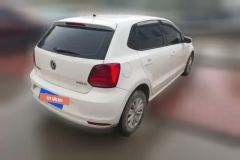 2016 Volkswagen Polo Hatchback 2016 1.4 MT Fashion #3
