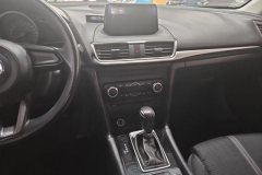 2018 Mazda Mazda3 Axela Hatchback 2016 1.5 AT Luxury #13