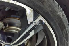 Left Front Wheel Hub
