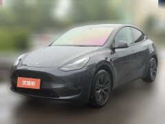 2024 Tesla Model Y 2024 Long Rangeall wheel driveEdition #1