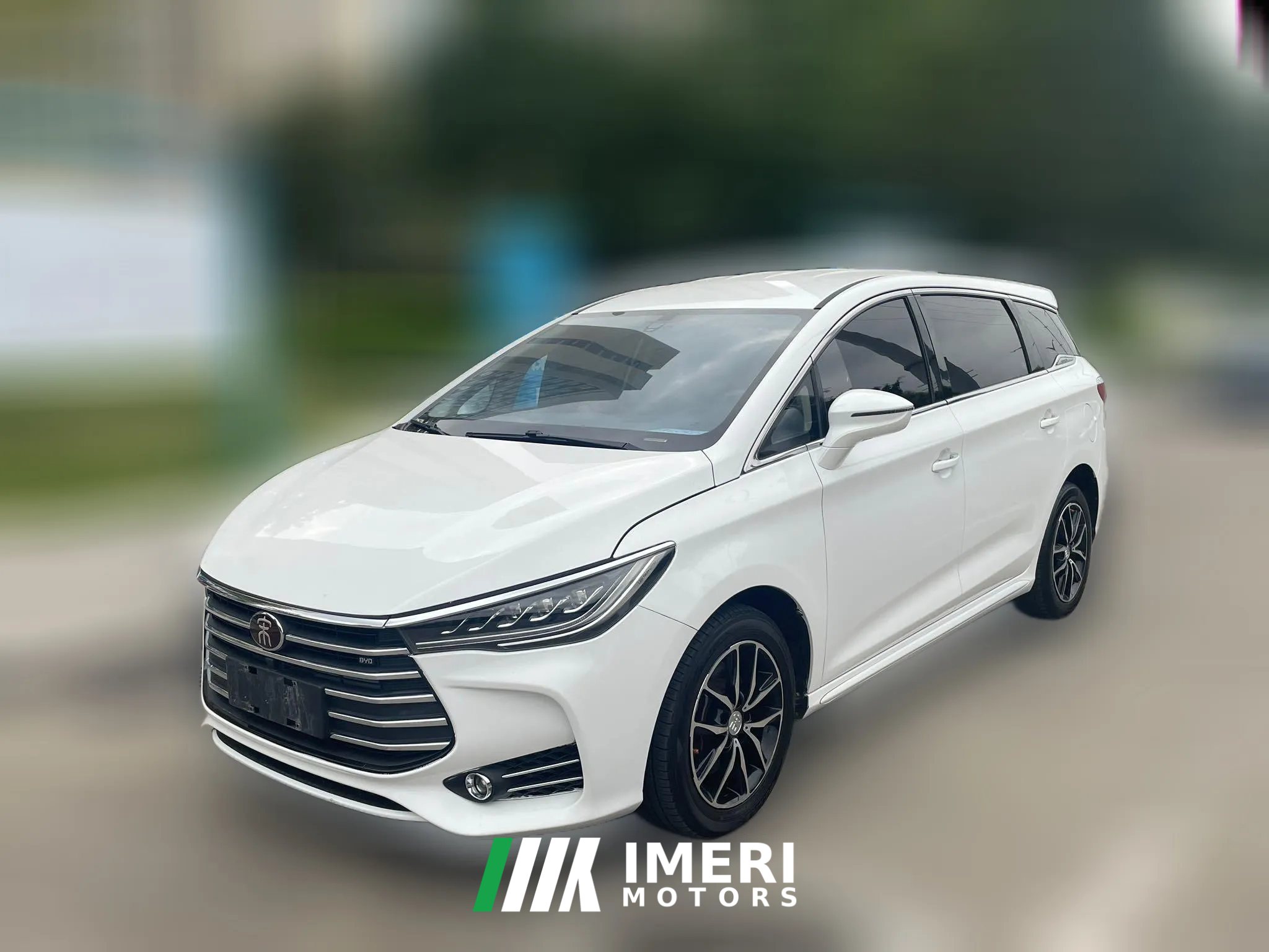 2018 BYD Song MAX 2018 1.5T AT Smart ConnectLuxury6Seat
