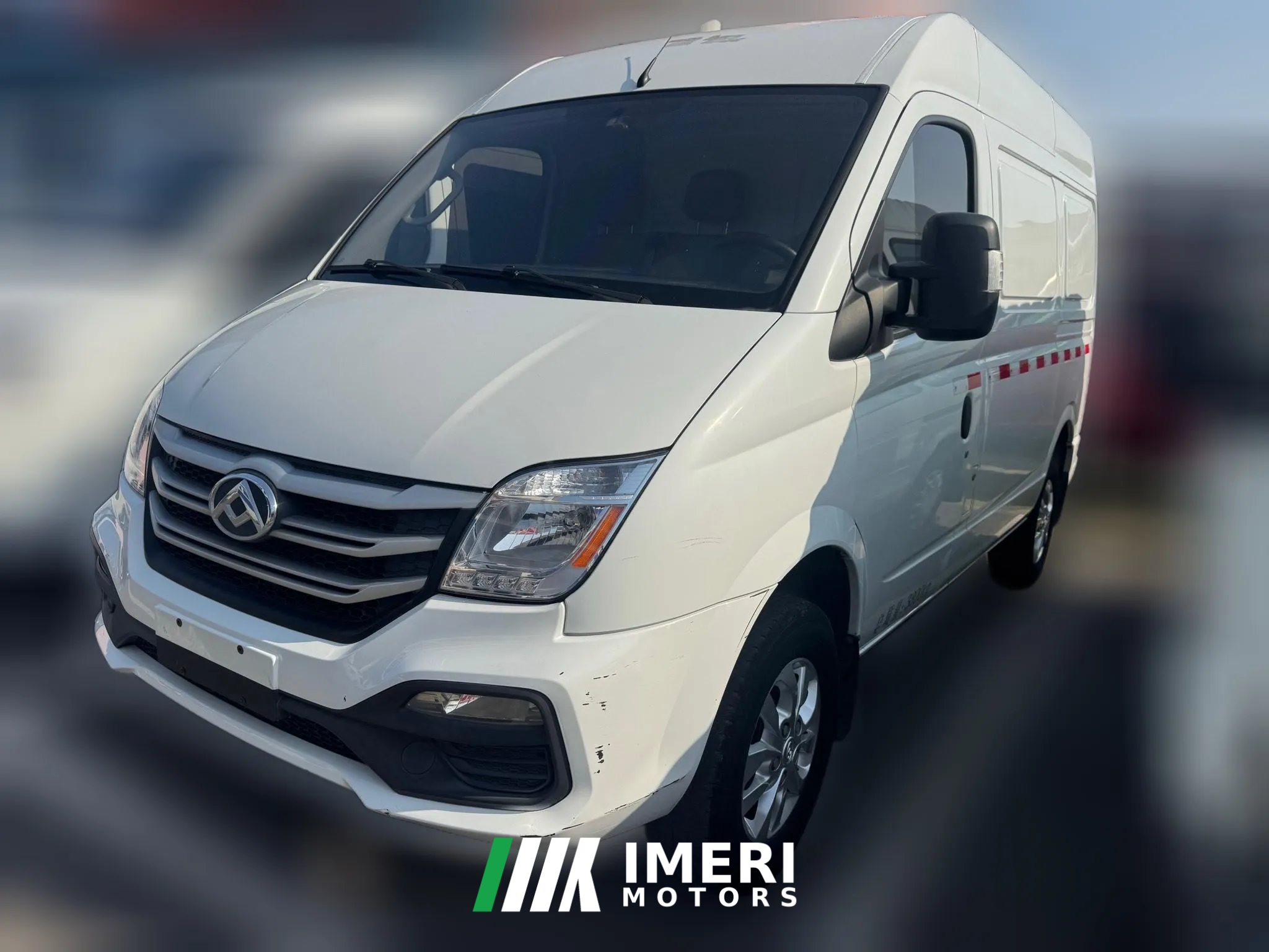 2021 Maxus V80 2021 2.0T AT PLUS AMTVanVANSWBSuperLow Roof3Seat