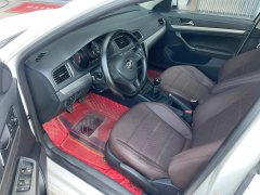 2017 Volkswagen Lavida 2015 1.6 MT Fashion #5