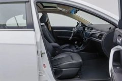 2017 Geely Auto Emgrand Sedan 2017 1.5L MT Million Edition Up #22