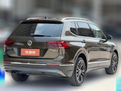 2017 Volkswagen Tiguan L 2017 1.8T AT 330TSIFlagshipFWD #13