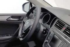 2017 Volkswagen Tiguan L 2017 1.8T AT 330TSIFashionFWD #23