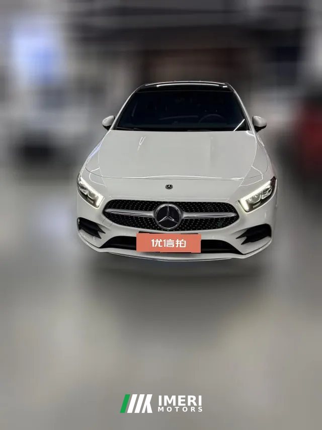 2021 Mercedes-Benz A-Class 2020 1.3TAT A200LSportsedan chairFashion Facelift