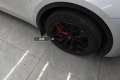 Right Front Wheel Hub