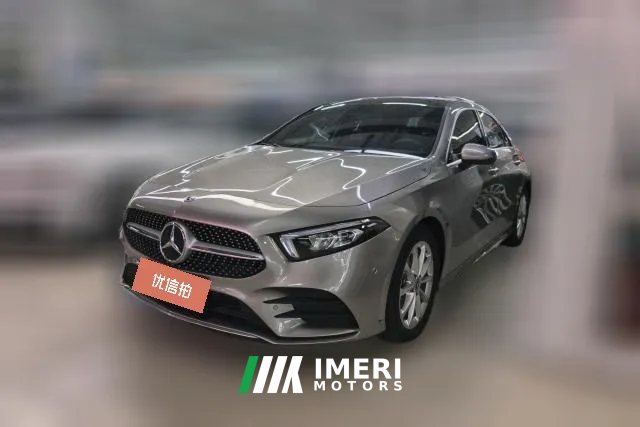 2020 Mercedes-Benz A-Class 2020 1.3TAT A200LSportsedan chairFashion Facelift