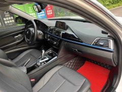 2017 BMW 3 Series 2017 2.0T AT 320LiFashion #9