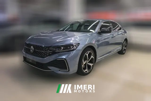 2022 Volkswagen Passat 2022 2.0T AT 330TSI Luxury