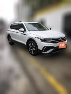 2023 Volkswagen Tiguan L 2023 1.5T AT 300TSI 2WDSmart #1