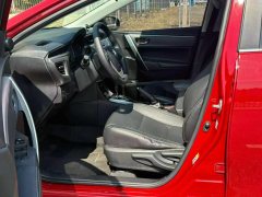 2015 Toyota Corolla 2014 1.6 AT GL-i #4