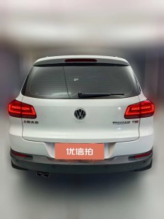 2015 Volkswagen Tiguan 2015 1.8T AT FashionFWD #3