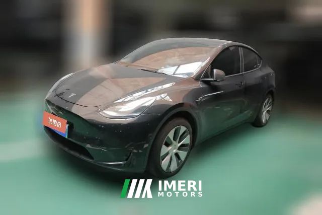 2023 Tesla Model Y 2022 Facelift rear wheel driveEdition