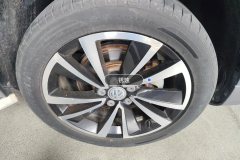 Right Front Wheel Hub