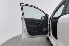 2018 Volkswagen Polo Hatchback 2018 1.5 MT Safe driving #11