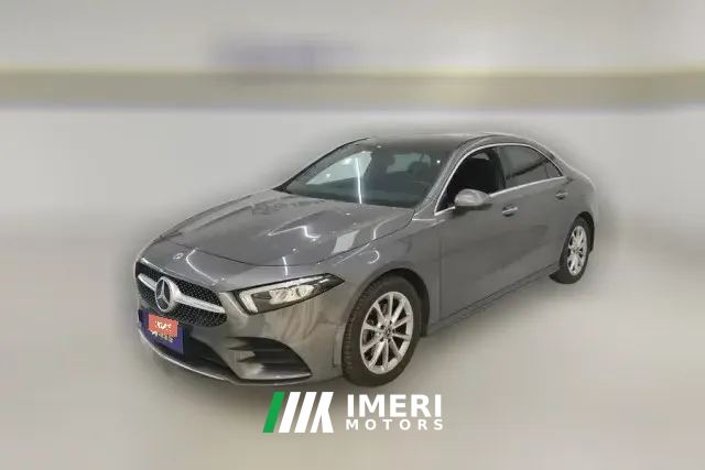 2022 Mercedes-Benz A-Class 2021 1.3T A200L Sportsedan chairFashion