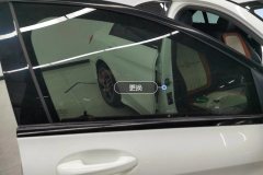 Right Front Window Glass