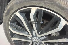 Right Front Wheel Hub