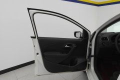 2015 Volkswagen Polo Hatchback 2014 1.4 AT Comfort #7