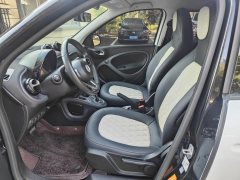 2017 smart ForFour 2018 1.0 AT 52Kilowatt passionEdition (Imported) #4