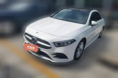 2019 Mercedes-Benz A-Class 2019 1.3T AT A200LSportsedan chair #1