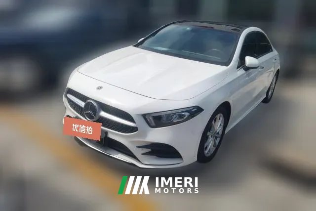 2019 Mercedes-Benz A-Class 2019 1.3T AT A200LSportsedan chair