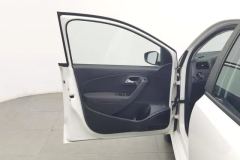 2019 Volkswagen Polo Hatchback 2018 1.5 MT Safe driving #11