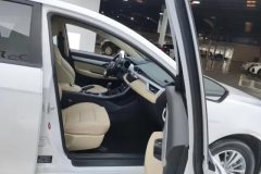 2019 Geely Auto Emgrand Sedan 2018 1.5 MT Luxury #8