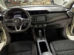 2023 Nissan Kicks 2022 1.5L AT XV Luxury #5