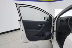 2016 Volkswagen Polo Hatchback 2016 1.6 AT Comfort #7