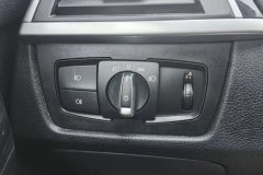 2017 BMW 3 Series 2017 2.0T AT 320LiFashion #24