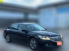 2016 Honda Accord 2015 2.0 AT ComfortLX #3