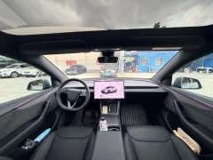 2025 Tesla Model Y L 2025 Long Range AWD Edition #9